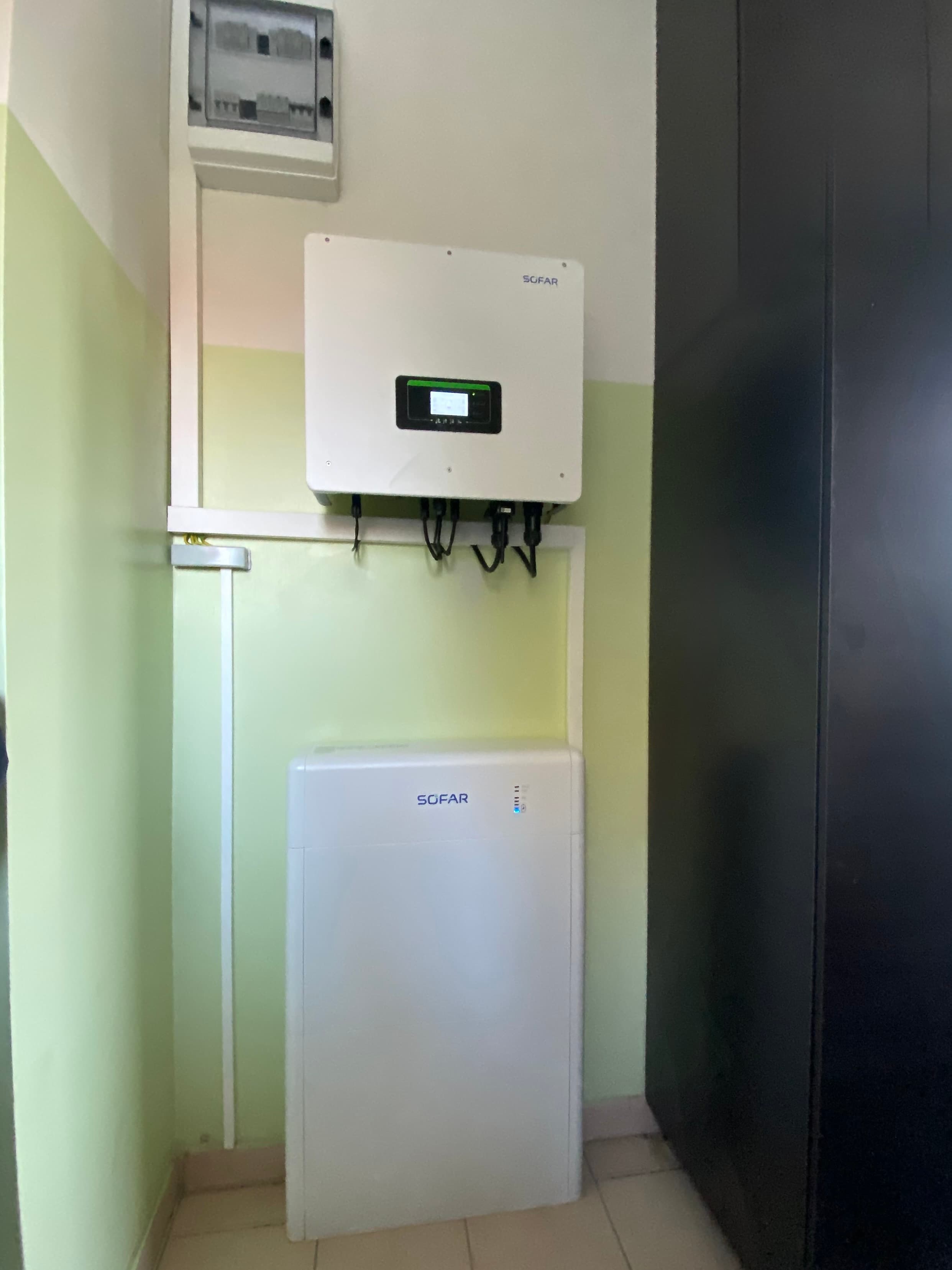 Fotowoltaika 10 kWp + Magazyn energii Sofar 10 kWh — zdjęcie 2